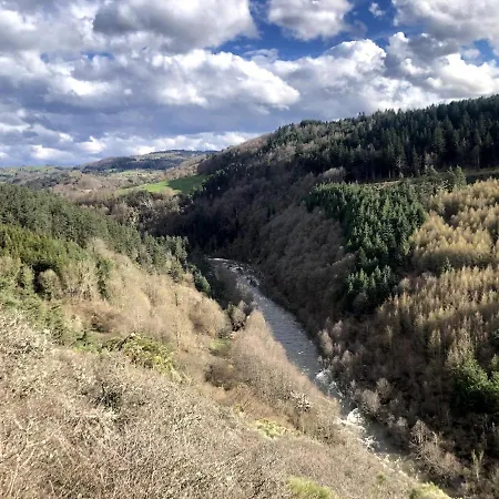 Semesterbostad La Pousterle - Salettes (Haute-Loire)